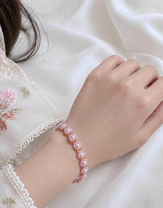 flower bracelet