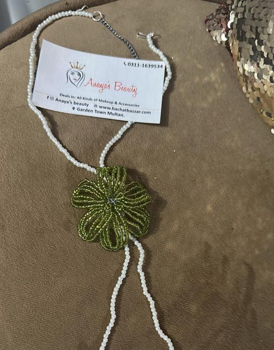 handmade 3D flower necklace